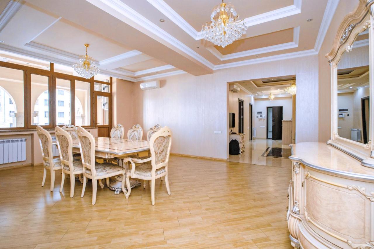 יירבאן Stay Inn Apartments On Amiryan 4-6 מראה חיצוני תמונה